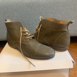 Booties perfect for Fall